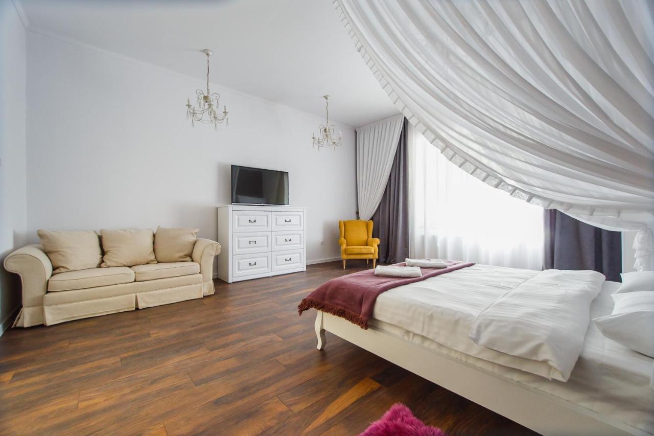 Cosy Bohemian Home Near Piata Unirii Oradea Bagian luar foto