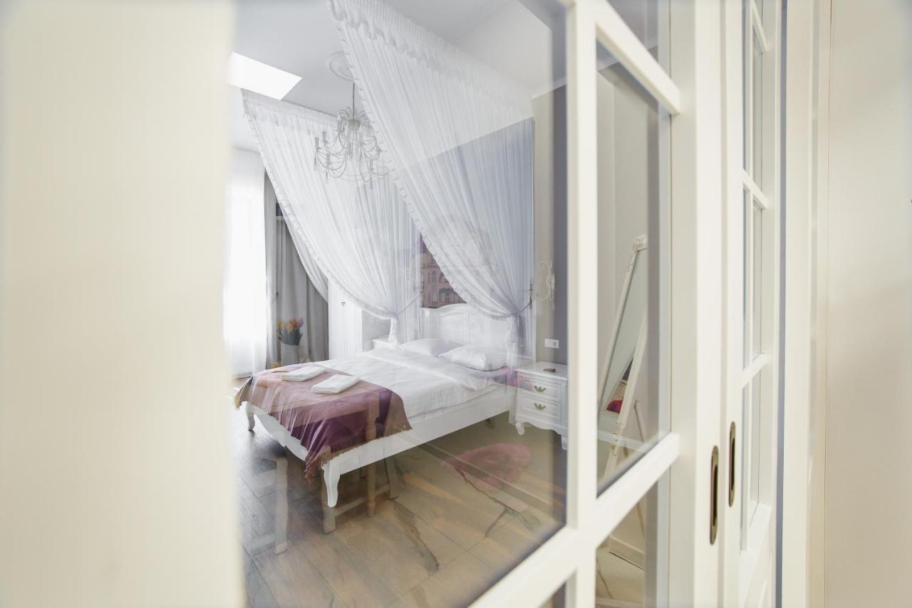 Cosy Bohemian Home Near Piata Unirii Oradea Bagian luar foto