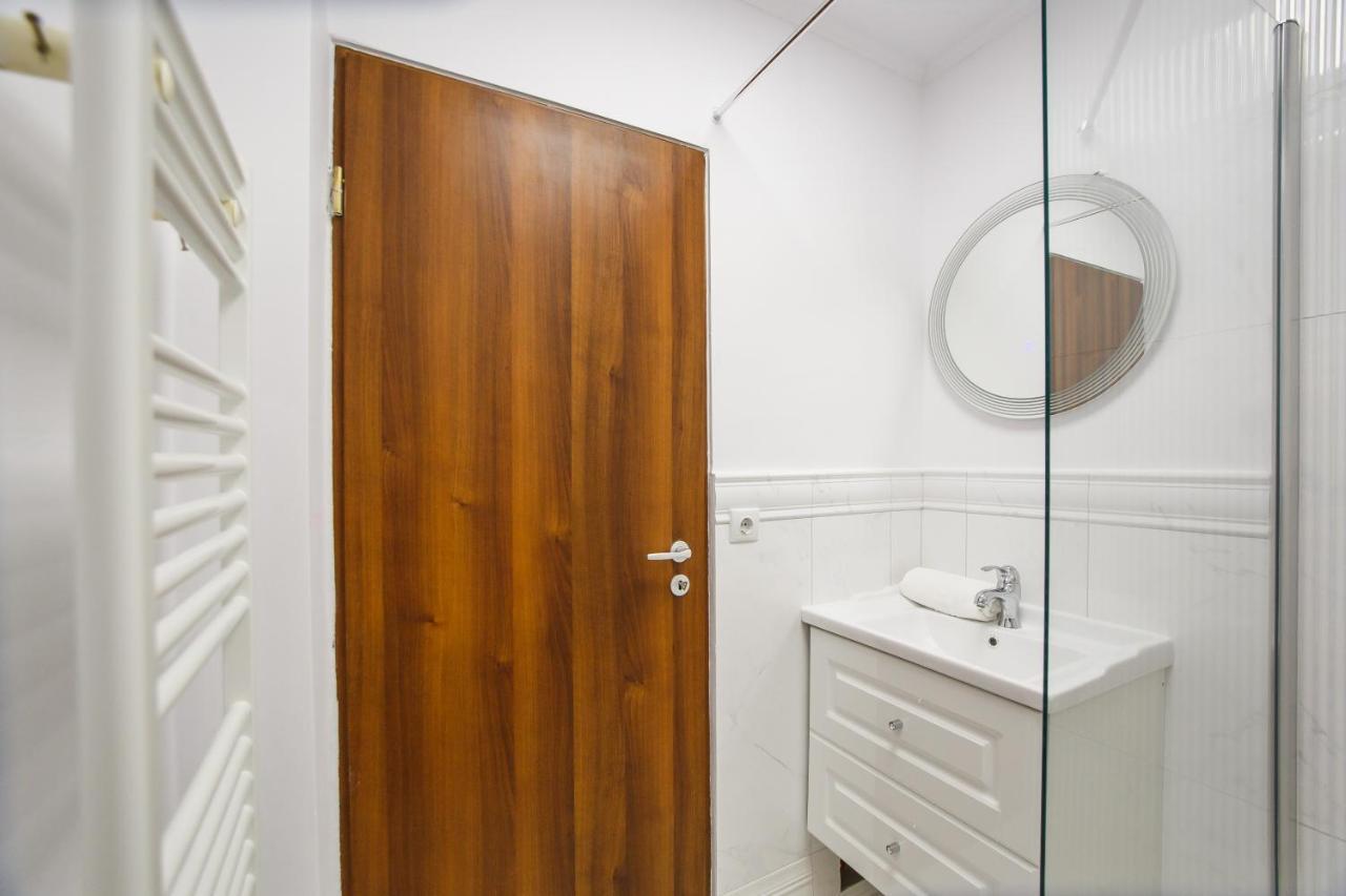 Cosy Bohemian Home Near Piata Unirii Oradea Bagian luar foto